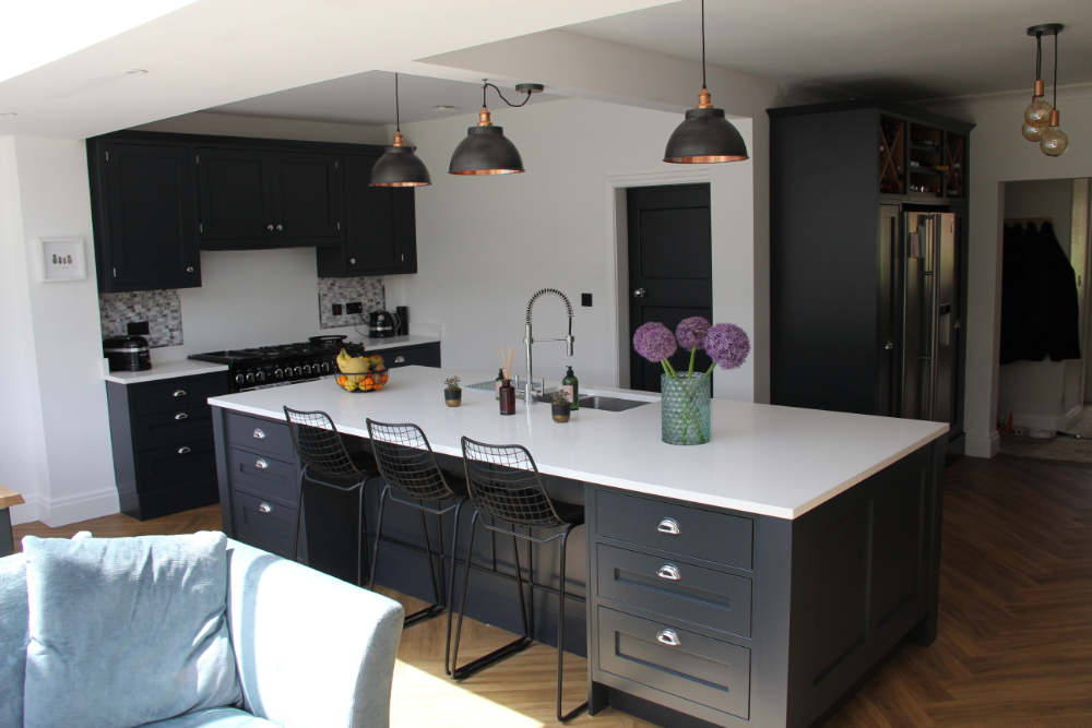In Frame bespoke kitchen in blue with quartz tops